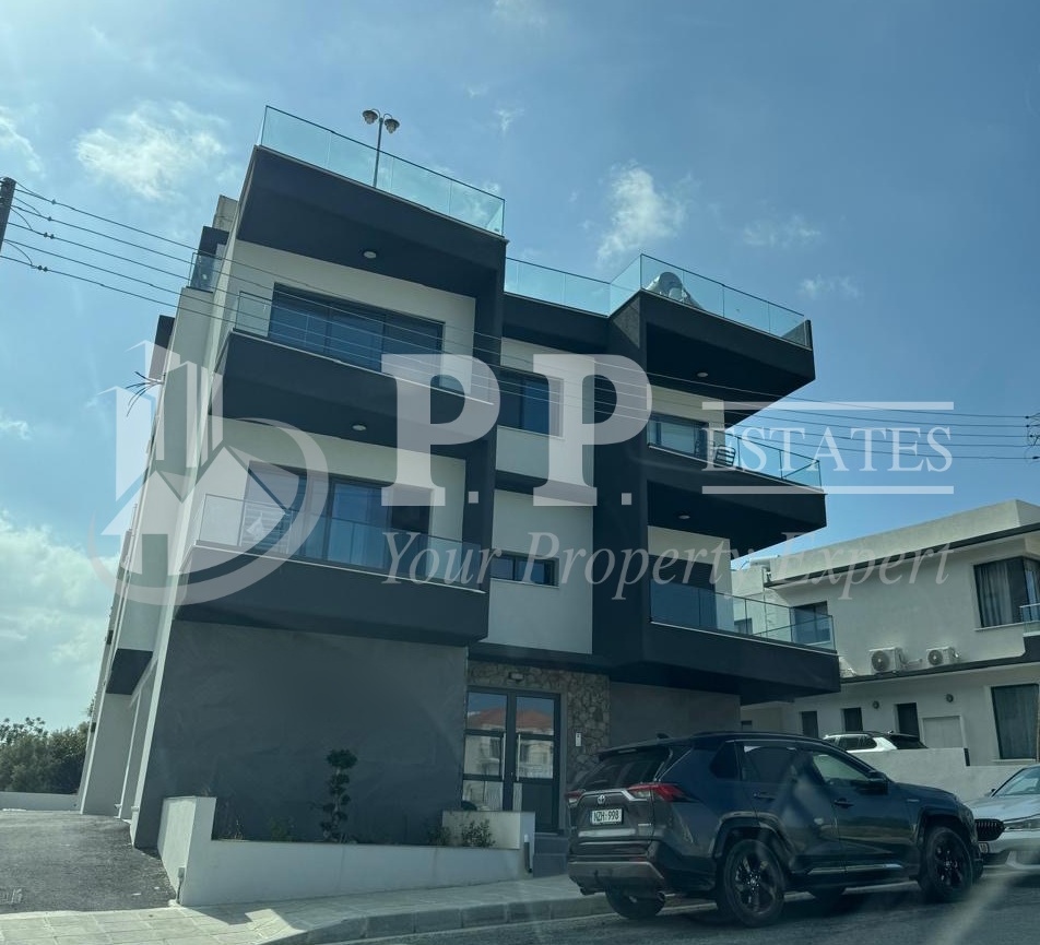 For Rent - Brand new 2 bedroom, 2 bathroom apartment with roof garden in Episkopi, Limassol