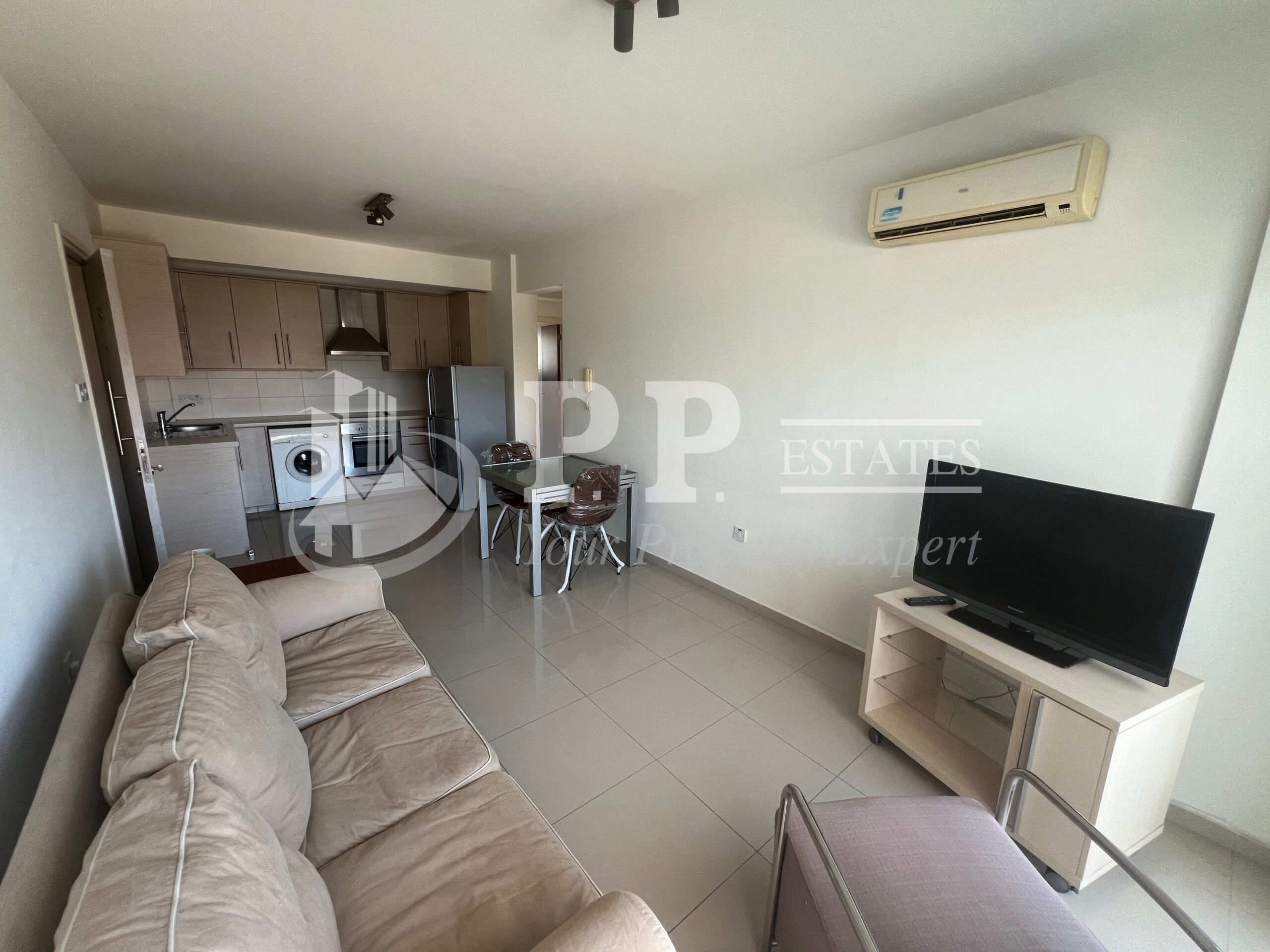 For Rent - Lovely 2 bedroom, 2 bathroom apartment 150m from the sea near Metro, Limassol